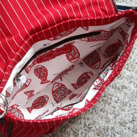 Vera Bradley shoulder bag with flap - Picture 8 of 14